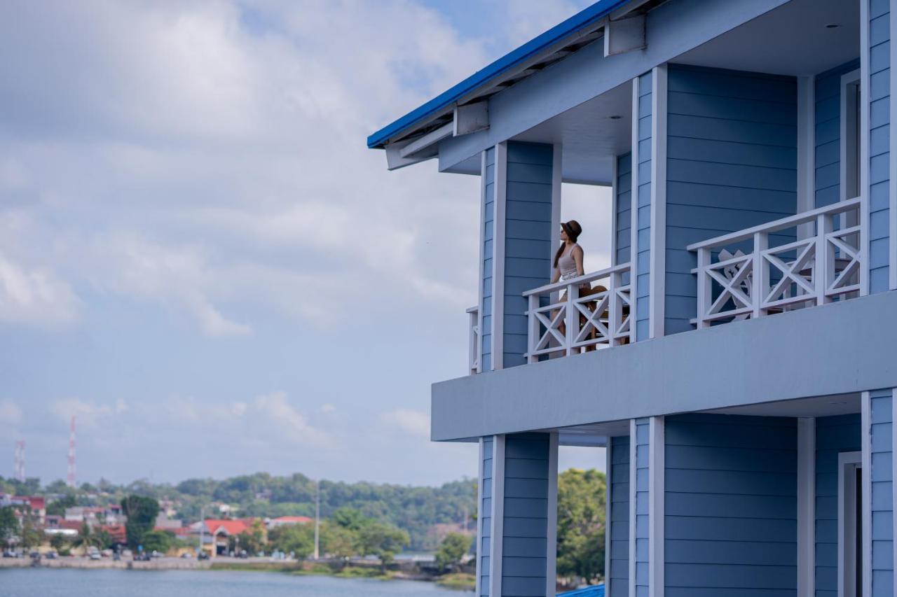 Hotel Casona Del Lago Flores Exteriér fotografie