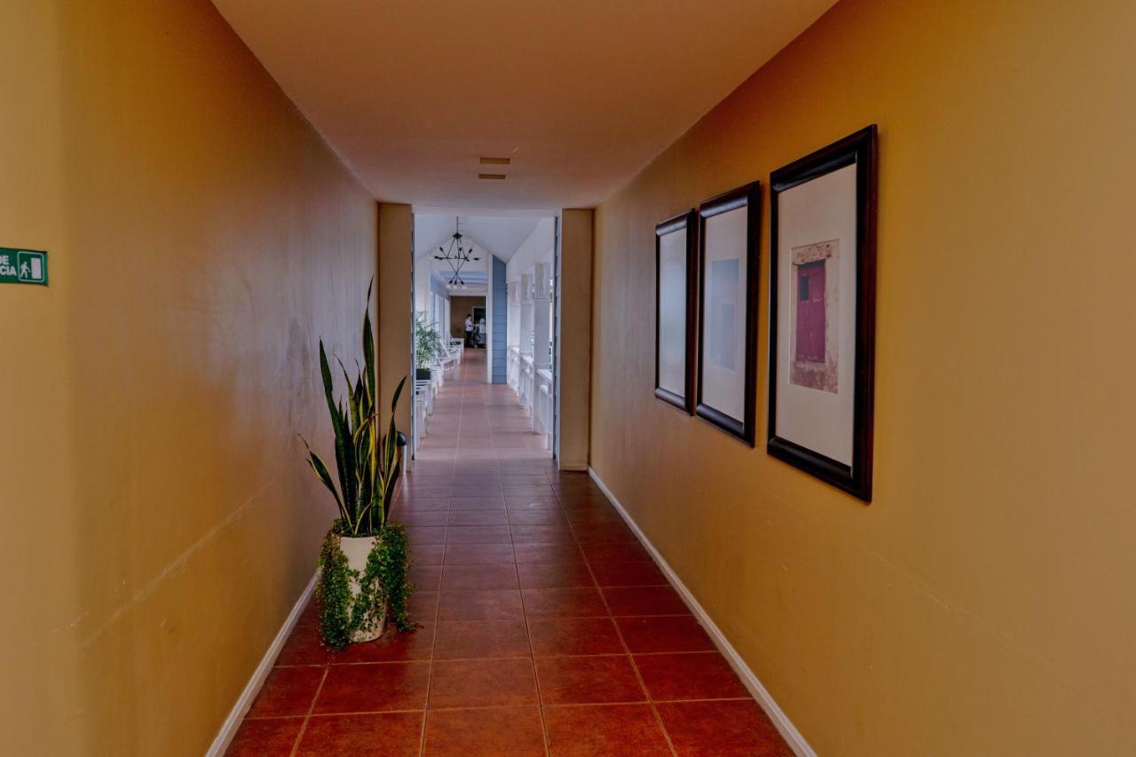 Hotel Casona Del Lago Flores Exteriér fotografie