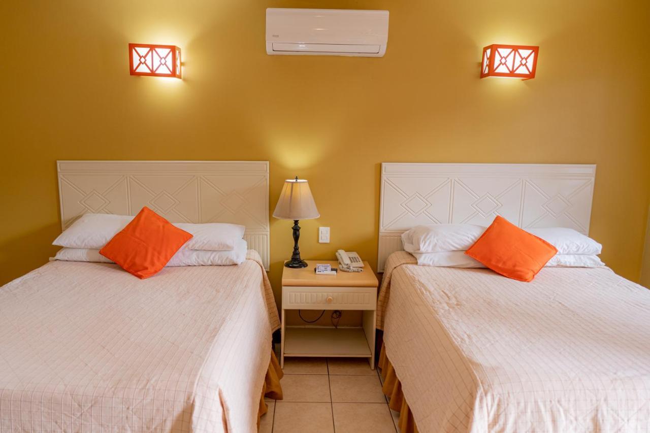 Hotel Casona Del Lago Flores Exteriér fotografie
