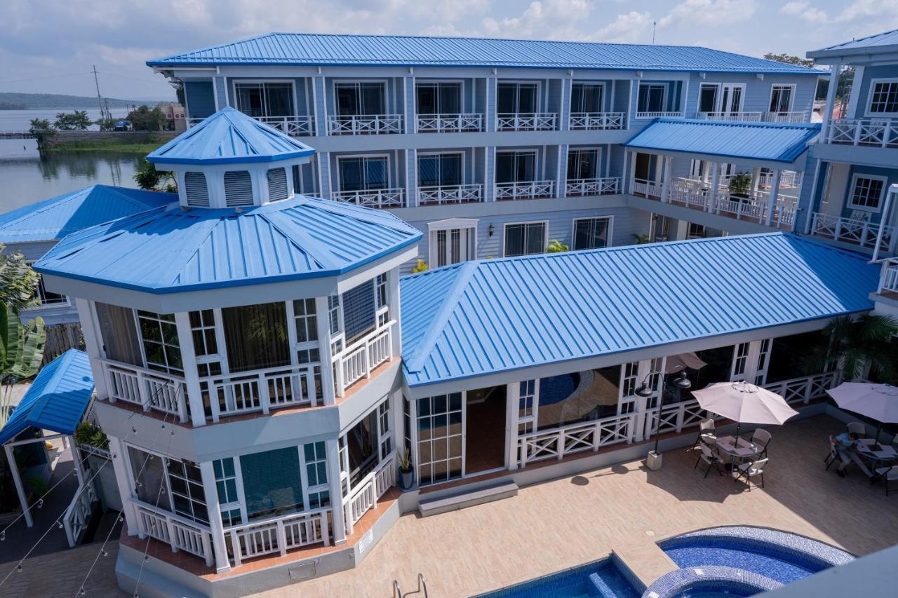 Hotel Casona Del Lago Flores Exteriér fotografie